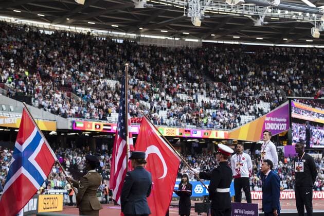 Leichtathletik, WM, Siegerehrung 400m Hürden Herren 170810 Norges Karsten Warholm med guldmedaljen pa prisceremonin för 400m häck under dag sju av friidrotts-VM den 10 augusti 2017 i London.  Copyright: JOELxMARKLUND BB170810JM007