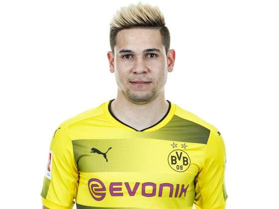 Fußball, GER, 1.BL, Porträttermin 2017 2018, Borussia Dortmund, Raphael Guerreiro (Borussia Dortmund)