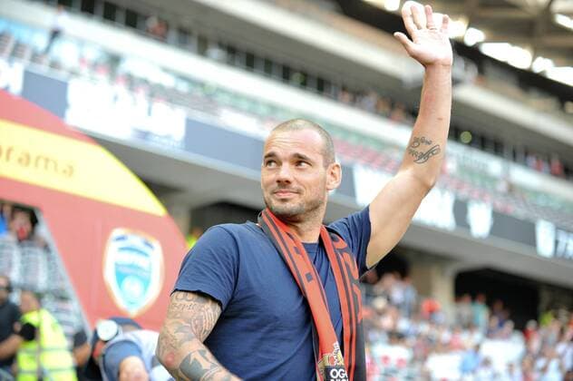 PRESENTATION DE Wesley Sneijder FOOTBALL : Nice vs Troyes - Ligue 1 Conforama - 11 08 2017 FEP Panoramic 