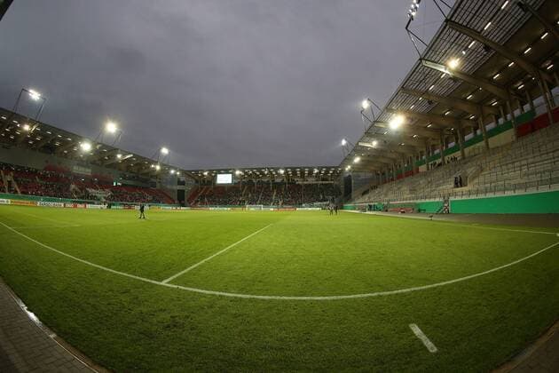 Fußball, Stadiongeschichte Würzburger Kickers v.li.: Sparda-Bank-Hessen-Stadion, Übersichtsfoto, Fussball, DFB-Pokal, FC Würzburger Kickers - SV Werder Bremen, xfsx