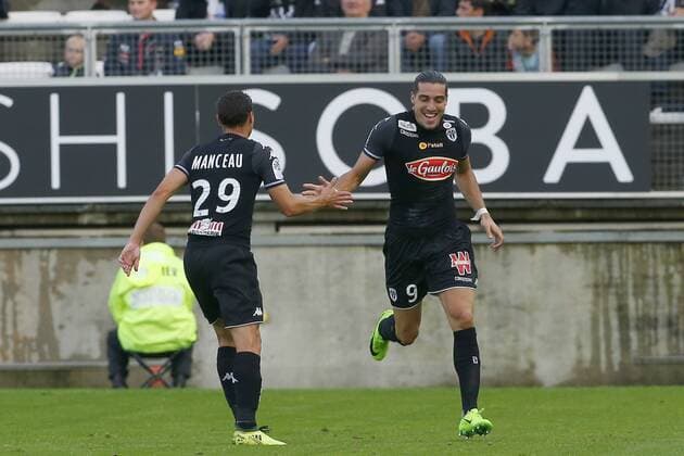 Joies du SCO Angers sur le but de Crivelli FOOTBALL : Amiens SC vs SCO Angers - Ligue 1 Conforama - 2eme journee - 12 08 2017 MichaelBaucher Panoramic 