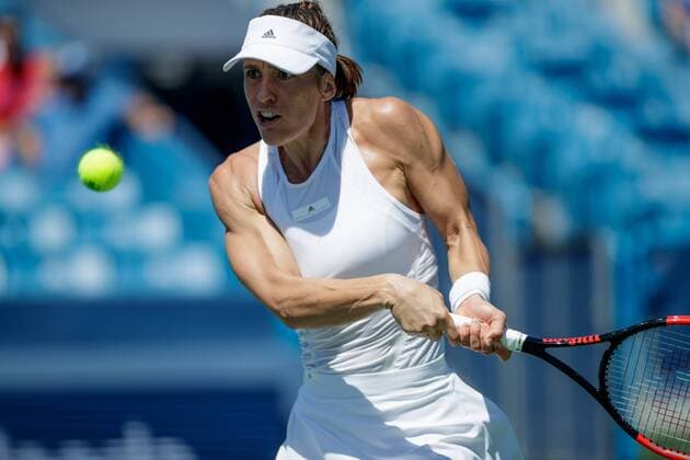 Bilder des Tages - SPORT August 12, 2017: Andrea Petkovic (GER) hits a two handed backhand shot during the qualifying round at the 2017 Western & Southern Open tennis tournament being played at the Linder Family Tennis Center in Mason, Ohio. CSM Tennis 2017: Western & Southern Open AUG 12 - ZUMAc04_ 20170812_zaf_c04_037 Copyright: xAdamxLacyx