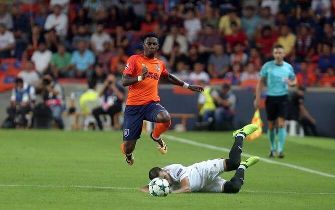 Medipol Basaksehir™s Eljero Elia during Medipol Basaksehir - Sevilla UEFA Champions League Play - Off 1st round game at Istanbul Fatih Terim Stadium, 16th August, 2017.  Copyright: TolgaxAdanali STA_1937
