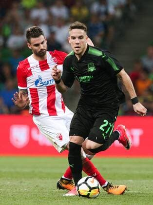 FuÃŸball, EL Quali, FK Krasnodar - Roter Stern Belgrad KRASNODAR, RUSSIA - AUGUST 17, 2017: Crvena Zvezda Belgrade s Damien Le Tallec (L) and FC Krasnodar s Mihailo Ristic struggle for the ball in the 2017 2018 UEFA Europa League Playoff 1st Leg football match at Krasnodar Stadium. Vitaly Timkiv TASS  TS05BC61