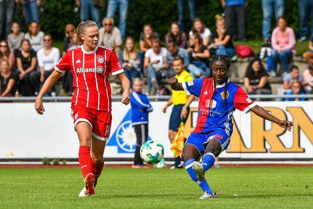 GER, FSP, Bayern München vs FC Basel 19.08.2017, Allgäustadion Allgaeustadion, Wangen, GER, FSP, Bayern München vs FC Basel, im Bild Fridolina Rolfö Rolfoe (Muenchen 14), Eunice Beckmann (Basel 11) nordphotoxHafner nph00200