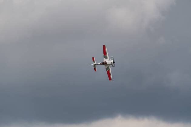 Kunstflug mit einem Motor-Schleppflieger, Weltmeisterschaft im GPS-Dreicecksfliegen, Segelflug-Grossmodelle, Gruibingen, 20.08.2017, Gruibingen Copyright: xWalther xEibner-Pressefotox EP_swr