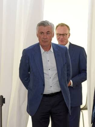 21.08.2017, Fussball 1.Bundesliga 2017 2018, Der FC Bayern München eröffnet FC Bayern Campus, das neue Jugendleistungszentrum in der nähe der Allianzarena in München. v.li: Trainer Carlo Ancelotti (FC Bayern München), Vorstandsvorsitzender Karl-Heinz Rummenigge (FC Bayern München), 