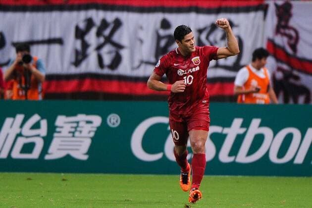Brazilian football player Givanildo Vieira de Sousa, better known as Hulk, of Shanghai SIPG celebrates after scoring a goal against Guangzhou Evergrande Taobao during the first quarter-final match of the 2017 AFC Champions League against Shanghai SIPG in Shanghai, China, 22 August 2017. Guangzhou Evergrande competes against Shanghai SIPG at first quarter-final match of 2017 AFC Champions League  20170822_07162