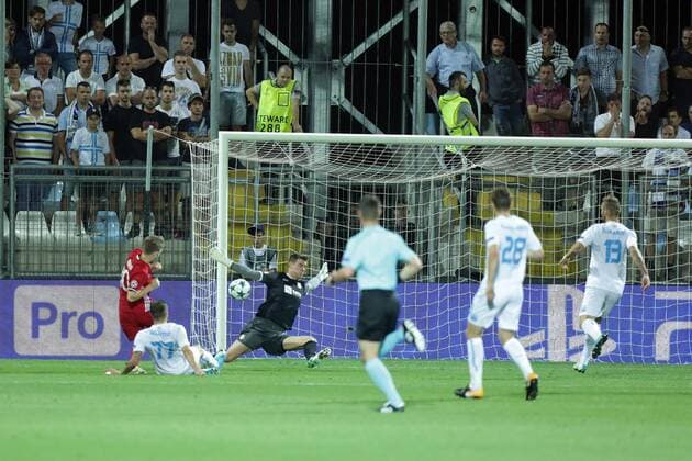 PXL_UEFA Champions League play-off, 2nd leg, HNK Rijeka v- FC Olympiacos 22.08.2017., HNK Rijeka Stadium, Rijeka, Croatia - UEFA Champions League play-off, 2nd leg, HNK Rijeka - FC Olympiacos. Marko Marin.  NelxPavletic PIXSELL