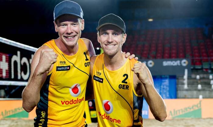 Bilder des Tages - SPORT Swatch Beach volleyball Beachvolleyball FIVB World Tour Finals Hamburg am 23.08.2017 Markus Boeckermann (GER), Lorenz Schuemann (GER); Swatch Beach Volleyball FIVB World Tour Finals Hamburg am 23.08.2017, Tennisstadion Am Rothenbaum Hamburg. xPWx
