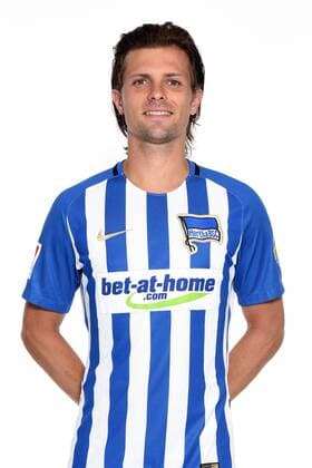Fussball Berlin 06.07.2017 1. Bundesliga DFL GER Saison 2017 2018 Hertha BSC Berlin Porträttermin 2017 2018 Valentin Stocker Hertha BSC Portrait