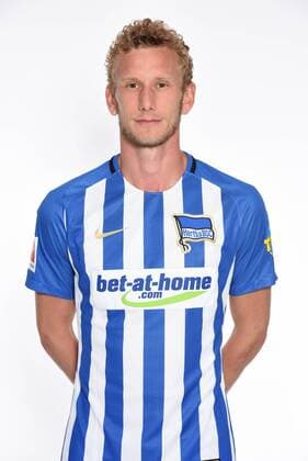 Fussball Berlin 06.07.2017 1. Bundesliga DFL GER Saison 2017 2018 Hertha BSC Berlin Porträttermin 2017 2018 Fabian Lustenberger Hertha BSC Portrait