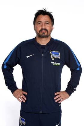 Fussball Berlin 19.07.2017 1. Bundesliga DFL GER Saison 2017 2018 Hertha BSC Berlin Porträttermin 2017 2018 Physiotherapeut David de Mel Hertha BSC Portrait