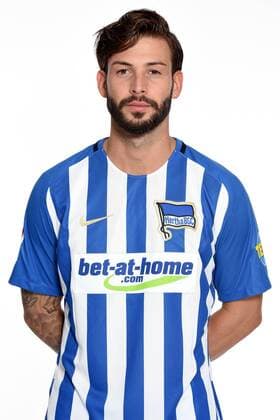 Fussball Berlin 19.07.2017 1. Bundesliga DFL GER Saison 2017 2018 Hertha BSC Berlin Porträttermin 2017 2018 Marvin Plattenhardt Hertha BSC Portrait