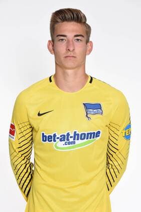 Fussball Berlin 19.07.2017 1. Bundesliga DFL GER Saison 2017 2018 Hertha BSC Berlin Porträttermin 2017 2018 Jonathan Klinsmann Hertha BSC Portrait