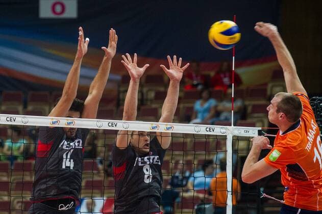 2017.08.25 KATOWICE CEV MISTRZOSTWA EUROPY W PILCE SIATKOWEJ MEZCZYZN LOTTO EUROVOLLEY POLAND 2017 HOLANDIA - TURCJA NZ FAIK SAMED GUNES BURUTAY SUBASI WOUTER TER MAAT FOT LUKASZ KRAJEWSKI FOKUSMEDIA NEWSPIX.PL Men s volleyball. European Championship EM Europameisterschaft Poland 2017 Netherlands vs Turkey --- Newspix.pl  CRAJU250817_130