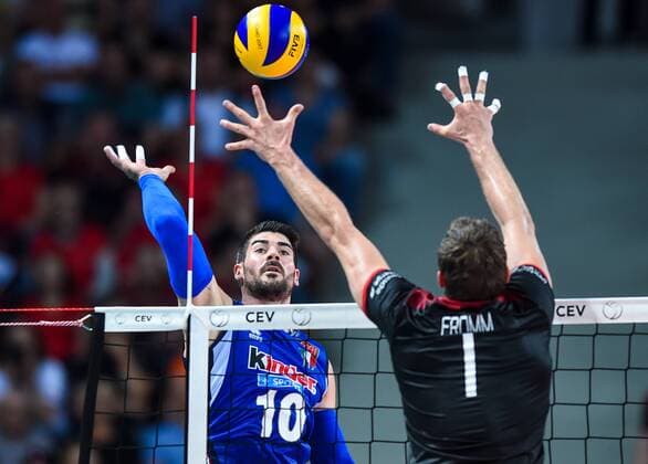 2017.08.25 Szczecin Siatkowka mezczyzn Lotto Mistrzostwa Europy 2017 Niemcy - Wlochy N z Filippo Lanza of Italy Foto Lukasz Laskowski PressFocus NEWSPIX.PL 2017.08.25 Szczecin European Men s Volleyball Championships 2017 Germany vs. Italy Filippo Lanza of Italy Credit: Lukasz Laskowski PressFocus NEWSPIX.PL --- Newspix.pl  20170825_LUK_179