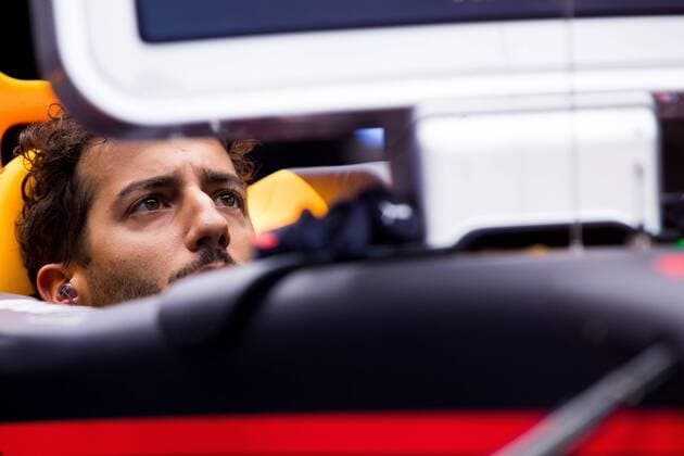 26th August 2017, Circuit de Spa-Francorchamps, Belgium; Belgium Grand Prix, Qualifying Session; Daniel RICCIARDO from Australia of RedBull Racing, Red Bull RB13, TAG-Heuer F1 engine wait for star the FP3 xEricxAlonsox  ActionPlus11920829