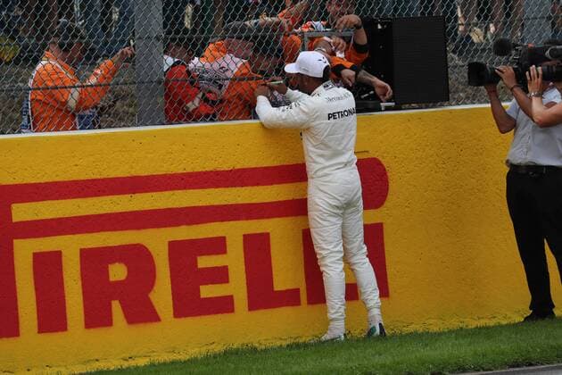 26.08.2017 - Qualifying, Lewis Hamilton (GBR) Mercedes AMG F1 W08 pole position Belgian Grand Prix, Spa-Francorchamps 24 - 27 August 2017 26.08.2017 - Qualifying, Lewis Hamilton (GBR) Mercedes AMG F1 W08 pole position 
