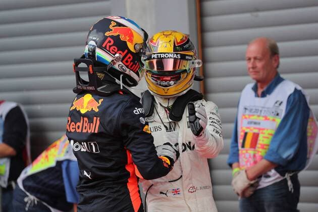 27.08.2017 - Race, 3rd place Daniel Ricciardo (AUS) Red Bull Racing RB13 and Lewis Hamilton (GBR) Mercedes AMG F1 W08 race winner Belgian Grand Prix, Spa-Francorchamps 24 - 27 August 2017 27.08.2017 - Race, 3rd place Daniel Ricciardo (AUS) Red Bull Racing RB13 and Lewis Hamilton (GBR) Mercedes AMG F1 W08 race winner 