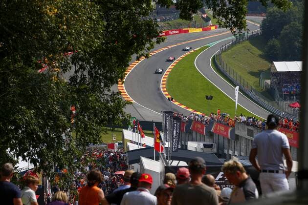 Motorsports: FIA Formula One World Championship WM Weltmeisterschaft 2017, Grand Prix of Belgium, 44 Lewis Hamilton (GBR, Mercedes AMG Petronas F1 Team), 5 Sebastian Vettel (GER, Scuderia Ferrari), 77 Valtteri Bottas (FIN, Mercedes AMG Petronas F1 Team), Spa-Francorchamps Belgium xHOCHxZWEIx