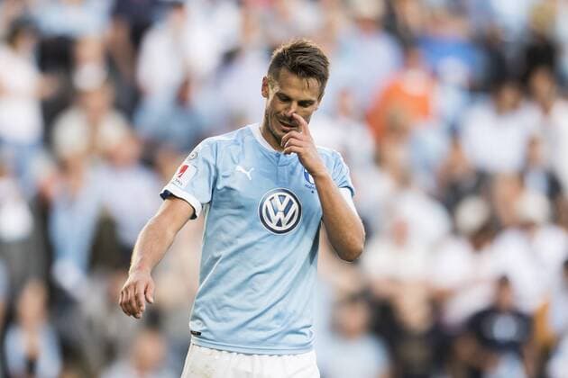 170827 Malmö FFs Markus Rosenberg deppar efter missad straff under fotbollsmatchen i Allsvenskan mellan Malmö FF och IFK Göteborg den 27 augusti 2017 i Malmö. Copyright: AVDOxBILKANOVIC ST170827AAB2M