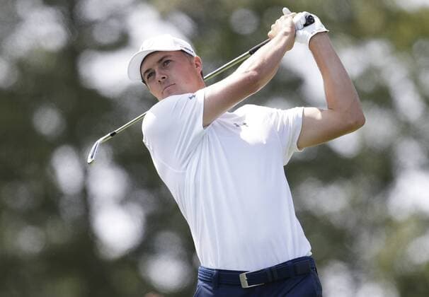 Jordan Spieth hits his tee shot on hole 2 in the final round of The Northern Trust golf championship at the Glen Oaks Club in Old Westbury, New York on August 27, 2017. Glen Oaks Club is hosting THE NORTHERN TRUST for the first time.  NYP20170827108 JOHNxANGELILLO