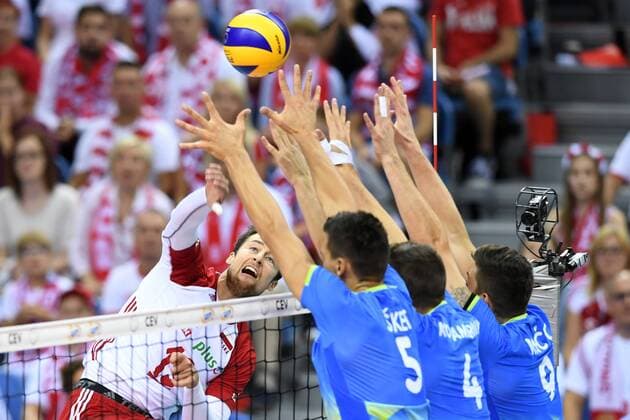 30.08.2017 KRAKOW TAURON ARENA, SIATKOWKA LOTTO EUROVOLLEY POLAND 2017, MISTRZOSTWA EUROPY W SIATKOWCE MEZCZYZN, POLSKA 2017 (2017 CEV VOLLEYBALL European Championship EM Europameisterschaft - MEN ) (PLAYOF MATCHES GAME POLAND - SLOVENIA) MECZ MECZ PLAYOF POLSKA - SLOWENIA NZ. (L) MICHAL KUBIAK FOTO JAKUB PIASECKI CYFRASPORT NEWSPIX.PL --- Newspix.pl  20170830CSJP3026
