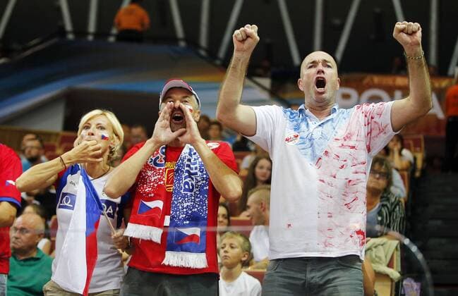 KATOWICE HALA SPODEK 31.08.2017 LOTTO EUROVOLLEY 2017 MECZ MISTRZOSTW EUROPY 2017 SIATKOWKA 1 4 FINALU NIEMCY (czarne) - CZECHY (bialo-niebieskie) NZ kibic kibice Czech supportes . FOT TOMASZ WANTULA NEWSPIX.PL KATOWICE SPODEK 31.08.2017 VOLEYYBALL MEN S CHAMPIONSCHIP LOTTO EUROVOLLEY POLAND 2017 QUARTERFINAL GERMANY - CZECH REPUBLIC TOMASZ WANTULA NEWSPIX.PL --- Newspix.pl  170831WAN056