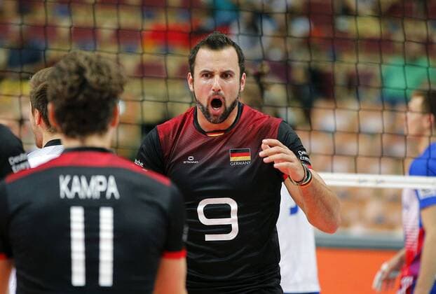KATOWICE HALA SPODEK 31.08.2017 LOTTO EUROVOLLEY 2017 MECZ MISTRZOSTW EUROPY 2017 SIATKOWKA 1 4 FINALU NIEMCY (czarne) - CZECHY (bialo-niebieskie) NZ radosc siatkarzy Niemiec - Gyorgy Grozer . FOT TOMASZ WANTULA NEWSPIX.PL KATOWICE SPODEK 31.08.2017 VOLEYYBALL MEN S CHAMPIONSCHIP LOTTO EUROVOLLEY POLAND 2017 QUARTERFINAL GERMANY - CZECH REPUBLIC TOMASZ WANTULA NEWSPIX.PL --- Newspix.pl  170831WAN063