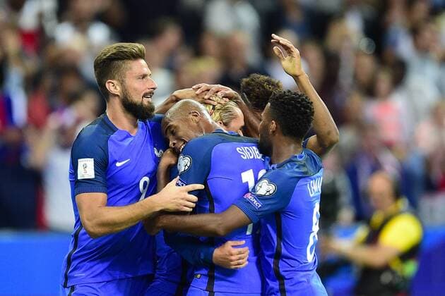 joie des joueurs de la France apres le but de Antoine Griezmann (France) Olivier Giroud (France) Kingsley Coman (France) Djibril Sidibe (France) Thomas Lemar (France) FOOTBALL : France vs Pays Bas - Paris - 31 08 2017 JBAutissier Panoramic 