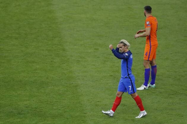 Antoine GRIEZMANN (FRA) inscrit le premier but de la rencontre contre Jasper CILLESSEN, Wesley HOEDT (NED) FOOTBALL : France vs Pays Bas - Match qualificatif FIFA Coupe du Monde 2018 - 31 08 2017 StephaneAllaman Panoramic 