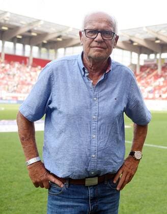 30.08.2017, xpsx, Fussball Retterspiel, Kickers Offenbach - FC Bayern München, emspor, v.l. Manfred Ritschel Ex Spieler Kickers Offenbach Offenbach am Main