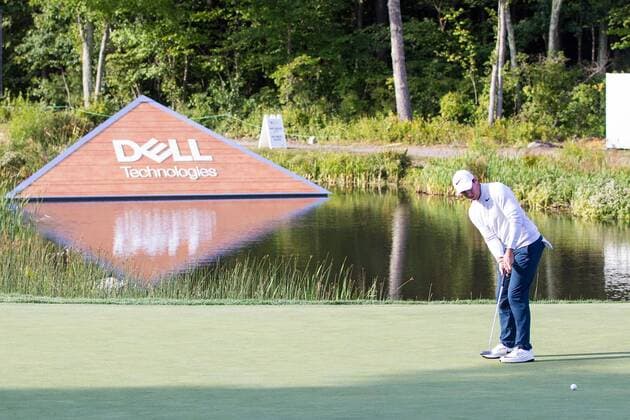 September 1, 2017; Norton, MA, USA; Rory McIlroy putts at the sixteenth green during the first round of the Dell Technologies Championship at TPC Boston. CSM PGA Golf Herren 2017: Dell Technologies Championship SEP 01 - ZUMAc04_ 20170901_zaf_c04_060 Copyright: xAnthonyxNesmithx