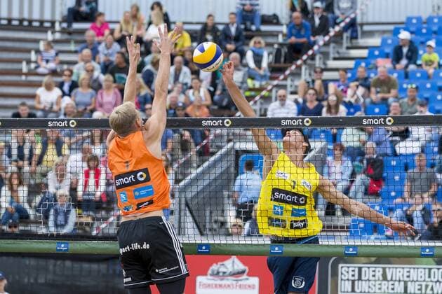 Philipp Arne Bergmann gegen Max Betzien Bergmann Harms vs Betzien Ehlers, Deutsche smart Beach-Volleyball Meisterschaften 2017, 01.09.17 Timmendorfer Strand Schleswig-Holstein Germany Copyright: xAgentur54Gradx xChristianxSchaffrathx