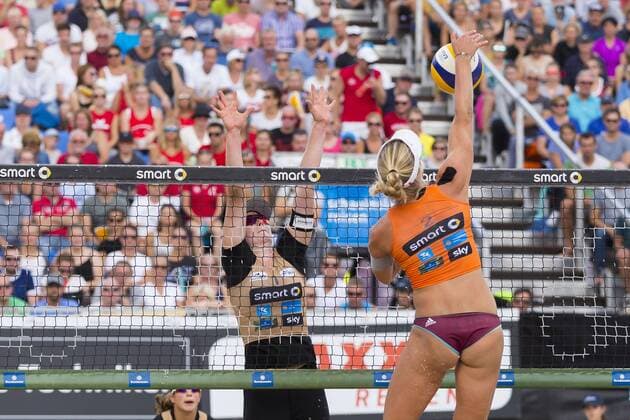 Karla Borger gegen Julia Sude. Borger Kozuch vs Laboureur Sude, Deutsche smart Beach-Volleyball Meisterschaften 2017, 02.09.17 Timmendorfer Strand Schleswig-Holstein Germany Ahmann-Hager-Arena Copyright: xAgentur54Gradx xFelixxKoenigx