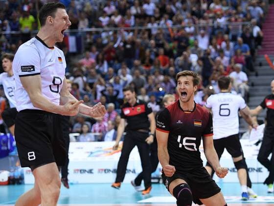 Bilder des Tages - SPORT 2017.09.02 Krakow Siatkowka , Mistrzostwa Europy mezczyzn 2017 , LOTTO Eurovolley Poland 2017 Serbia - Niemcy N z Marcus Bohme, Julian Zenger of Germany Foto Krzysztof Porebski PressFocus 2017.09.02 Krakow Volleyball , CEV Volleyball European Championship EM Europameisterschaft - Men , LOTTO Eurovolley Poland 2017 Serbia - Germany Marcus Bohme, Julian Zenger of Germany Credit: Krzysztof Porebski PressFocus NEWSPIX.PL --- Newspix.pl FRANCE OUT!  20170902PF_KP138