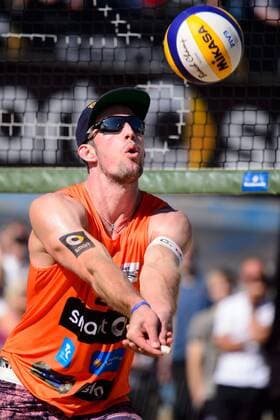 03.09.2017, Timmendorfer Strand, Ahmann-Hager-Arena Beachvolleyball, Deutsche Meisterschaft Zuspiel Sebastian Fuchs