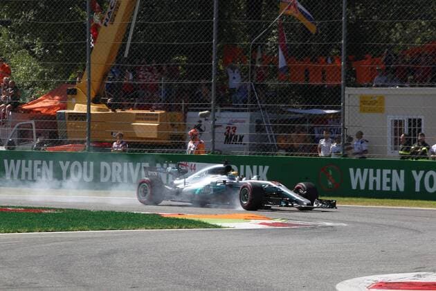03.09.2017- Race, Lewis Hamilton (GBR) Mercedes AMG F1 W08 Italian Grand Prix, Monza 31 August - 03 September 2017 03.09.2017- Race, Lewis Hamilton (GBR) Mercedes AMG F1 W08 