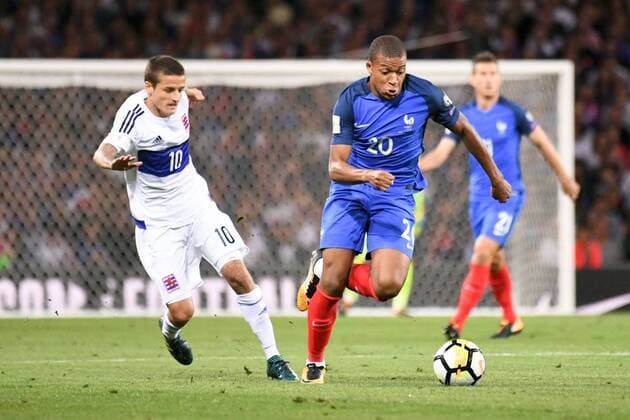 20 Kylian MBAPPE (fra) - 10 Vincent Thill (lux) FOOTBALL : France vs Luxembourg - Qualifications Coupe du Monde 2018 - 03 09 2017 AnthonyBIBARD FEP Panoramic 