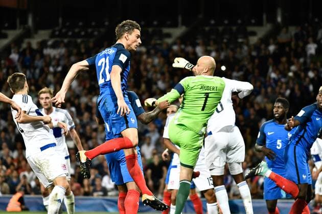 Laurent Koscielny (fr) FOOTBALL : France vs Luxembourg - Match de Qualification Coupe du Monde 2018 - Toulouse - 03 09 2017 ThierryBreton Panoramic 