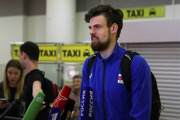 MOSCOW REGION, RUSSIA - SEPTEMBER 4, 2017: Egor Kliuka, a member of the Russian men s national volleyball team, welcomed at Sheremetyevo International Airport. Team Russia has won the 2017 Men s European Volleyball Championship in Poland. Vycheslav Prokofyev TASS  TS05E444