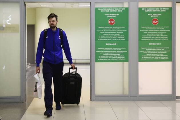 MOSCOW REGION, RUSSIA - SEPTEMBER 4, 2017: Egor Kliuka, a member of the Russian men s national volleyball team, welcomed at Sheremetyevo International Airport. Team Russia has won the 2017 Men s European Volleyball Championship in Poland. Vycheslav Prokofyev TASS  TS05E445