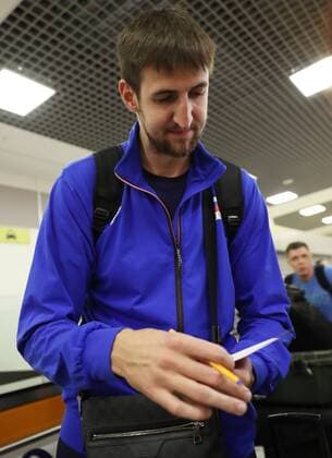 MOSCOW REGION, RUSSIA - SEPTEMBER 4, 2017: Artem Volvich, a member of the Russian men s national volleyball team, welcomed at Sheremetyevo International Airport. Team Russia has won the 2017 Men s European Volleyball Championship in Poland. Vycheslav Prokofyev TASS  TS05E44E