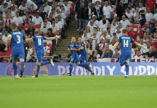 England v Slovakia 2018 FIFA World Cup WM Weltmeisterschaft Fussball Qualifying Stanislav Lobotka of Slovakia (22) celebrates with Robert Mak of Slovakia after scoring the opening goal during the 2018 FIFA World Cup Qualifying match at Wembley Stadium, London Copyright: xAlanxStanfordx FIL-10615-0009 UK Newspapers OUT