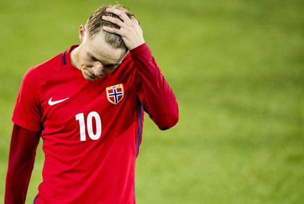 170905 Martin ¯degaard looks dejected after the UEFA European Under-21 Qualifier match between Norway and Israel on September 5, 2017 in Drammen. Photo: Vegard Wivestad Gr¿tt BILDBYRN kod VG 170008  Copyright: VEGARDxWIVESTADxGR¯TT BB170905VG033