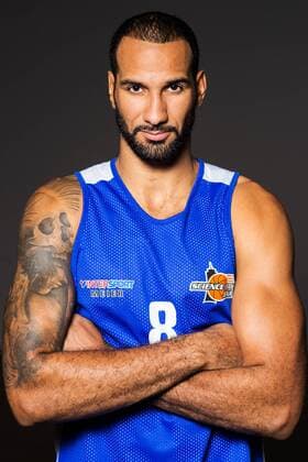 Science City Jena Mannschaft 2017 2018 easycredit BBL am 5. September 2017 Spieler Oliver Clay, Portait. Sparkassen Arena
