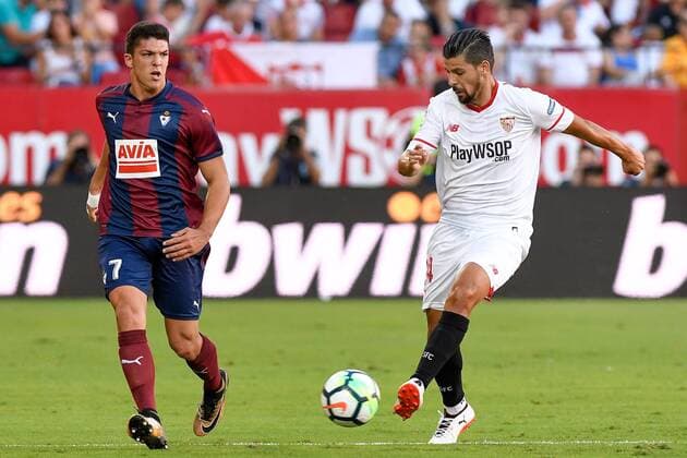 Sevilla, 09 09 2017. Primera Division Spanish League. LaLiga. Estadio Ramon Sanchez Pizjuan. Sevilla FC - Eibar. Nolito (Sevilla FC) and Ander Capa (Eibar). Sevilla FC - Eibar  x1700424x