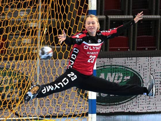 09.09.2017, Deutschland, Ludwigsburg, Deutschland, Ludwigsburg, Handball Bundesliga Frauen 01. Spieltag Saison 2017 2018 SG BBM Bietigheim vs. TSV Bayer 04 Leverkusen: Valentyna Salamankha (BBM) *** 09 09 2017 Germany Ludwigsburg Germany Ludwigsburg Handball Bundesliga Women 01 Matchday Season 2017 2018 SG BBM Bietigheim vs TSV Bayer 04 Leverkusen Valentyna BBM