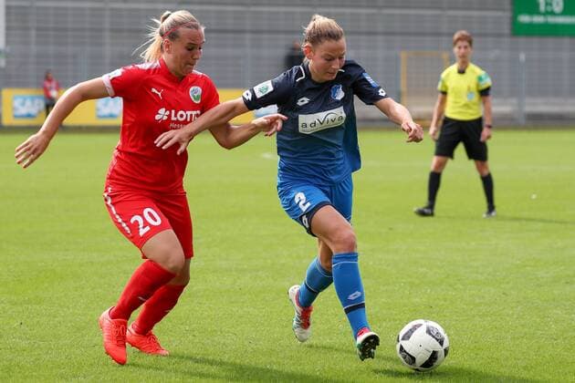 v.li.: Laura Störzel (Laura Stoerzel, Frankfurt, 20), Sarai Linder (TSG, 2), Aktion, Action, Spielszene, Fussball, Allianz Frauen-Bundesliga, TSG 1899 Hoffenheim - 1. FFC Frankfurt,